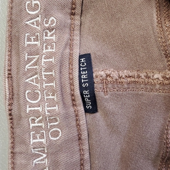 AMERICAN Eagle size 10 super stretch mid rise jean shorts - Picture 6 of 8